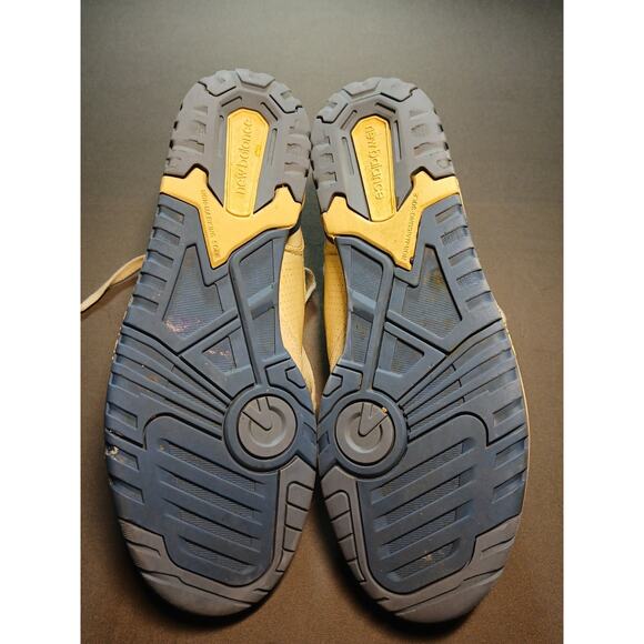 New Balance 550 Vintage Sneakers Men\'s Size 9 main image 4